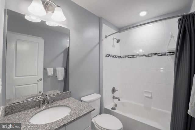 5313 SETTLING POND LN, Greenbelt, MD 20770