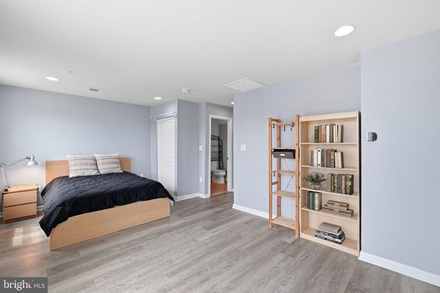 5313 SETTLING POND LN, Greenbelt, MD 20770