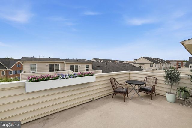 5313 SETTLING POND LN, Greenbelt, MD 20770