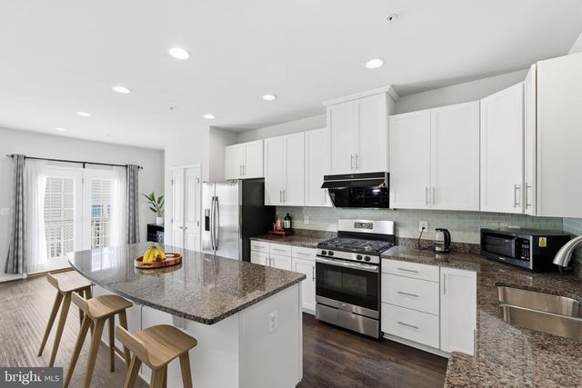 5313 SETTLING POND LN, Greenbelt, MD 20770