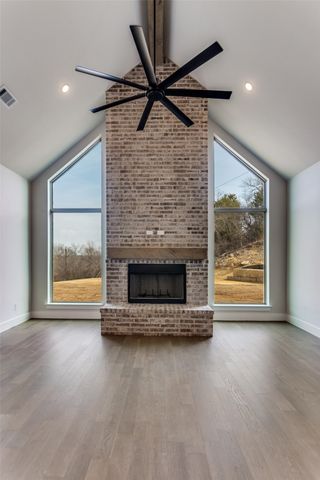 521 Aermotor Loop, Weatherford, TX 76085
