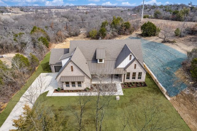 521 Aermotor Loop, Weatherford, TX 76085