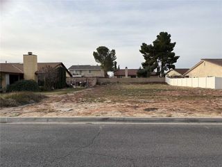 13089 Bermuda Dunes Road, Victorville, CA 92395