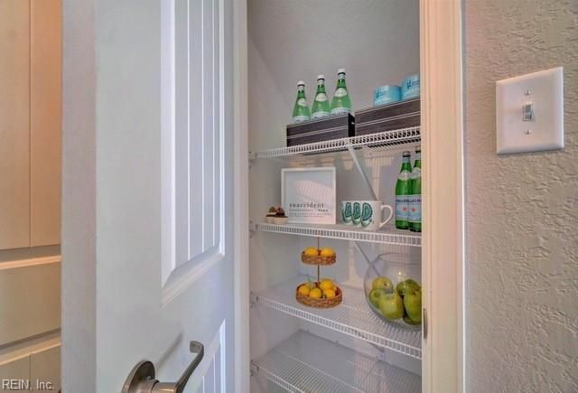 3656 Towne Point RD, Portsmouth, VA 23703