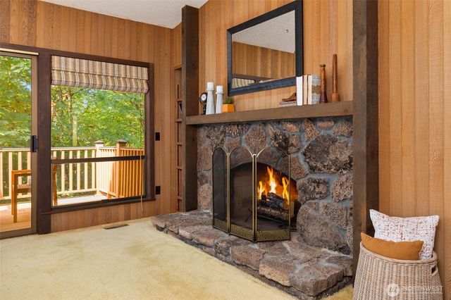 14724 SE 49th Street, Bellevue, WA 98006