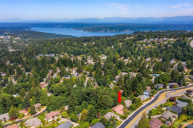14724 SE 49th Street, Bellevue, WA 98006