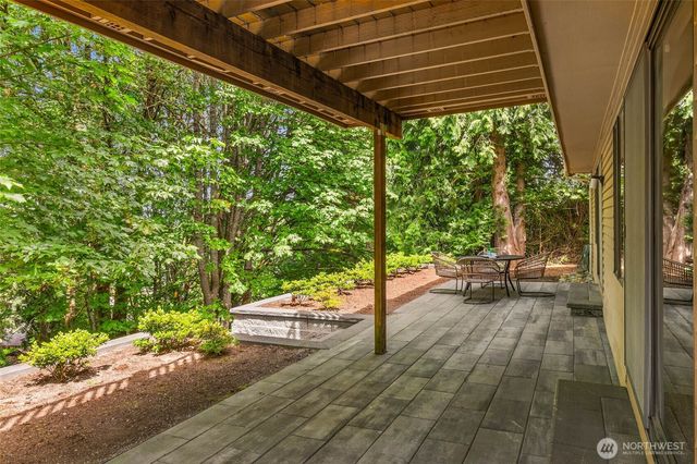 14724 SE 49th Street, Bellevue, WA 98006