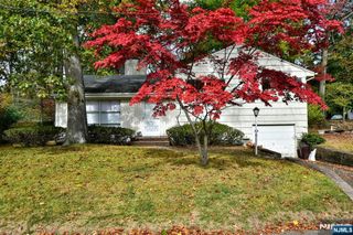 160 Busteed Drive, Midland Park, NJ 07432