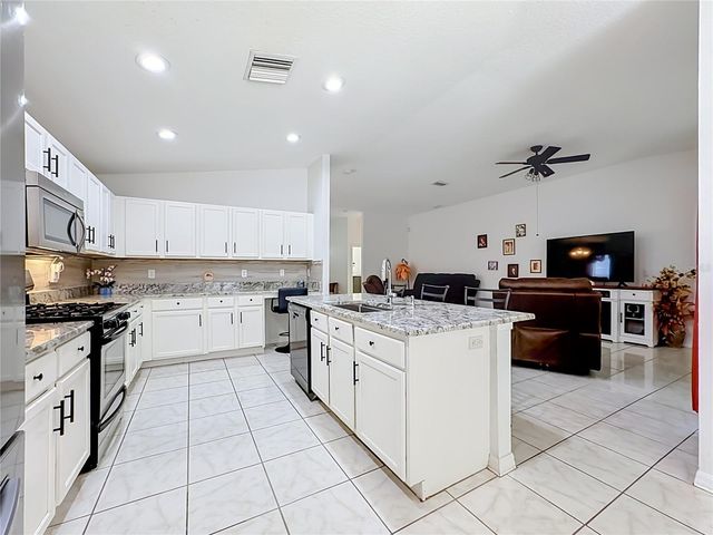 6630 CAMBRIDGE PARK DRIVE, Apollo Beach, FL 33572