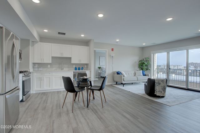 258 Morris Avenue 404 A, Long Branch, NJ 07740