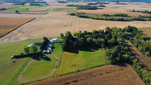 W1758 Spring Prairie ROAD, Burlington, WI 53105