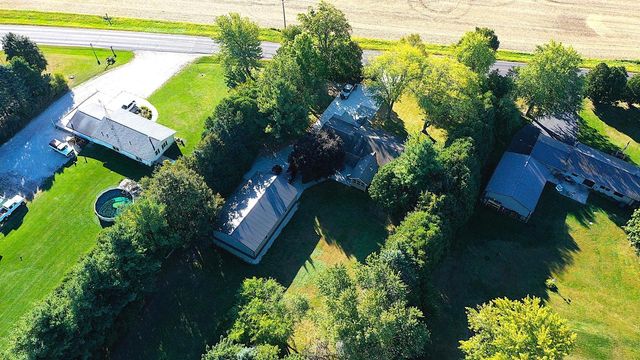 W1758 Spring Prairie ROAD, Burlington, WI 53105