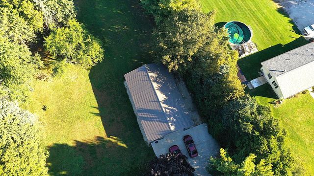 W1758 Spring Prairie ROAD, Burlington, WI 53105