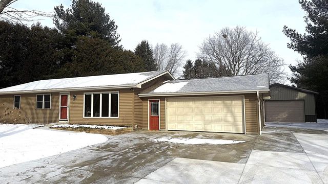 W1758 Spring Prairie ROAD, Burlington, WI 53105