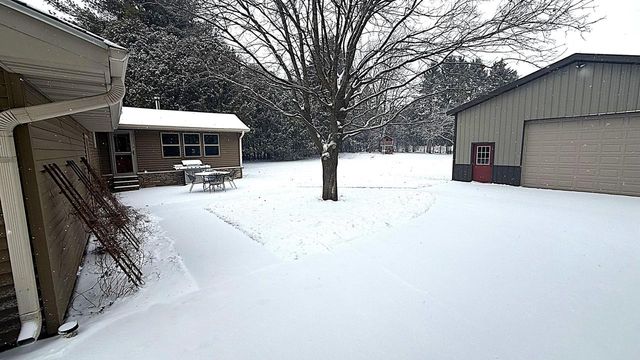 W1758 Spring Prairie ROAD, Burlington, WI 53105