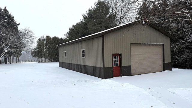 W1758 Spring Prairie ROAD, Burlington, WI 53105