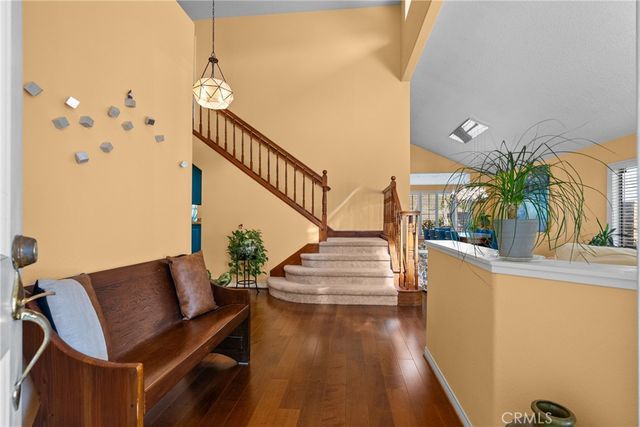 28350 Welfleet Lane, Saugus, CA 91350