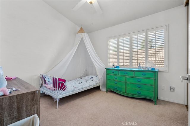 28350 Welfleet Lane, Saugus, CA 91350