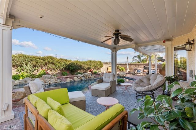 28350 Welfleet Lane, Saugus, CA 91350