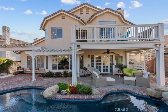 28350 Welfleet Lane, Saugus, CA 91350