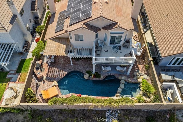 28350 Welfleet Lane, Saugus, CA 91350