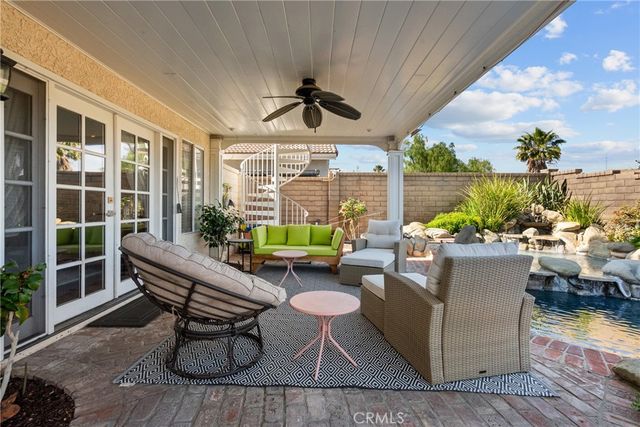 28350 Welfleet Lane, Saugus, CA 91350