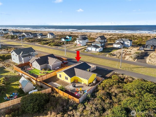 1110 Ocean Shores Boulevard SW, Ocean Shores, WA 98569