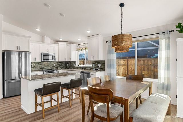 1110 Ocean Shores Boulevard SW, Ocean Shores, WA 98569