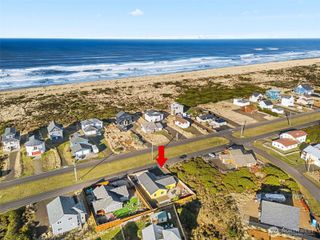 1110 Ocean Shores Boulevard SW, Ocean Shores, WA 98569