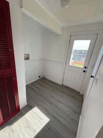 28640 Ward Street, Madera, CA 93638