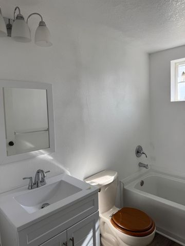 28640 Ward Street, Madera, CA 93638