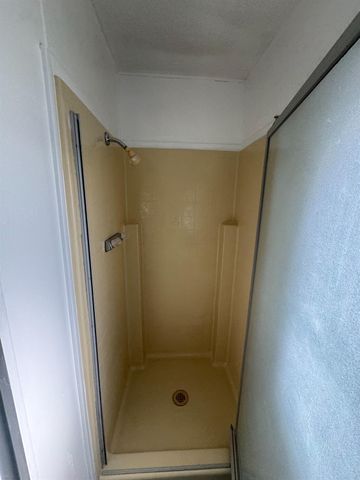 28640 Ward Street, Madera, CA 93638