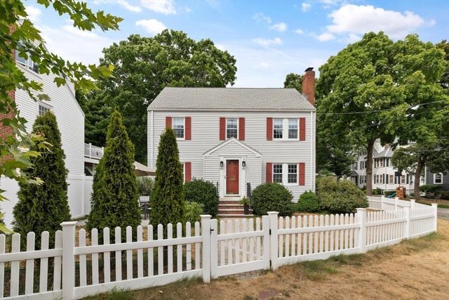 66 Channing Rd 66, Belmont, MA 02478