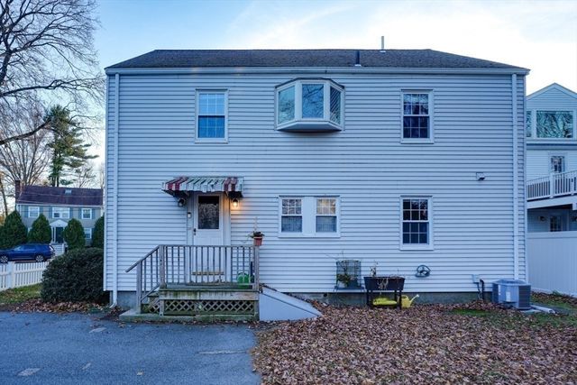 66 Channing Rd 66, Belmont, MA 02478