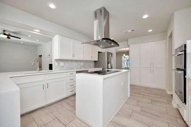 4566 Thunder Road, Dallas, TX 75244