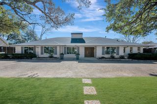 4566 Thunder Road, Dallas, TX 75244