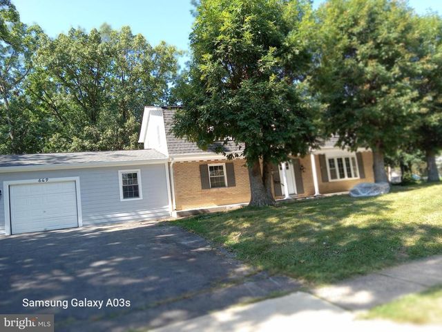 649 HERNDON PKWY, Herndon, VA 20170