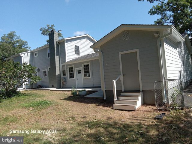 649 HERNDON PKWY, Herndon, VA 20170