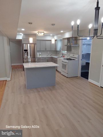 649 HERNDON PKWY, Herndon, VA 20170