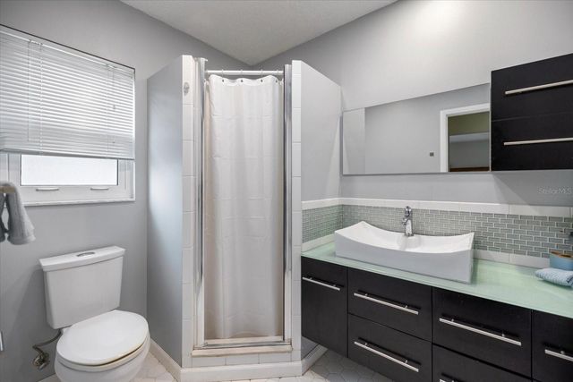 818 PLUM TREE LANE, Sarasota, FL 34243