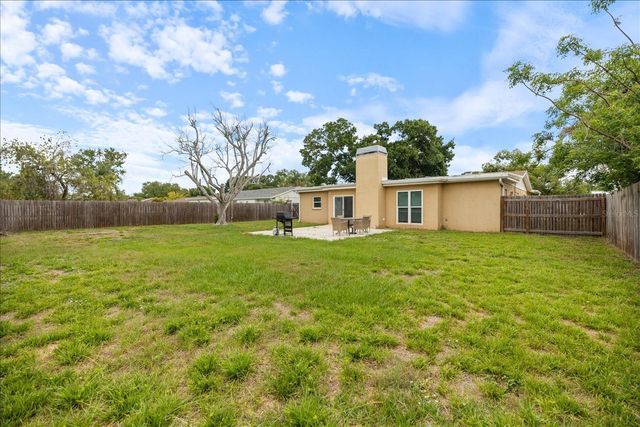 818 PLUM TREE LANE, Sarasota, FL 34243