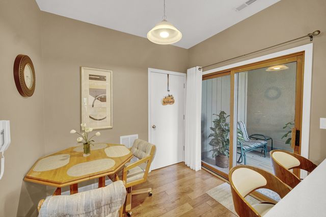 891 Exeter Turn E-1, Bourbonnais, IL 60914