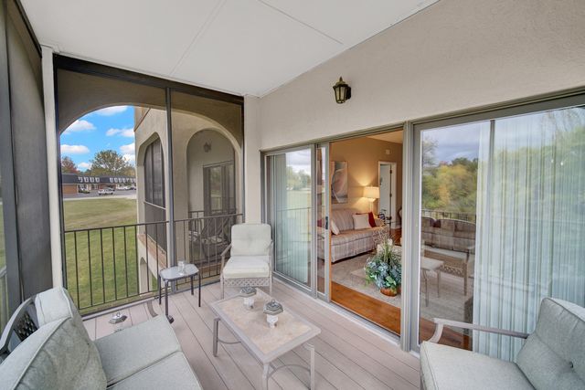 891 Exeter Turn E-1, Bourbonnais, IL 60914