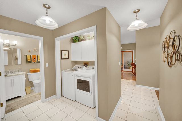 891 Exeter Turn E-1, Bourbonnais, IL 60914