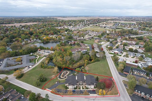 891 Exeter Turn E-1, Bourbonnais, IL 60914