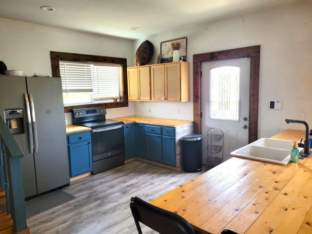 7115 Stingray Street, Hitchcock, TX 77563