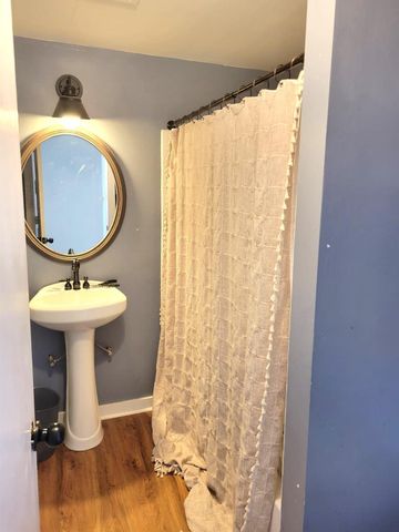 7115 Stingray Street, Hitchcock, TX 77563