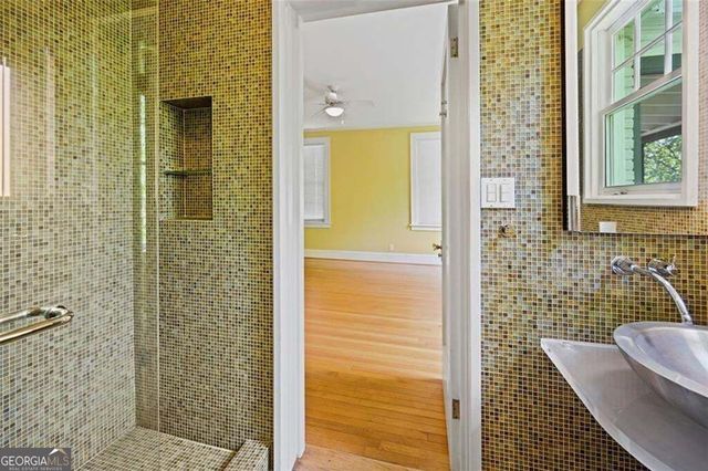 60 26th Street NW, Atlanta, GA 30309