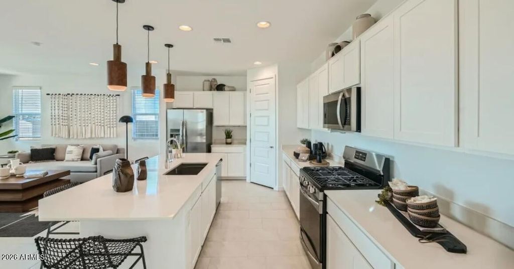 2192 W RUTLEDGE Avenue, Apache Junction, AZ 85120 — photo 4