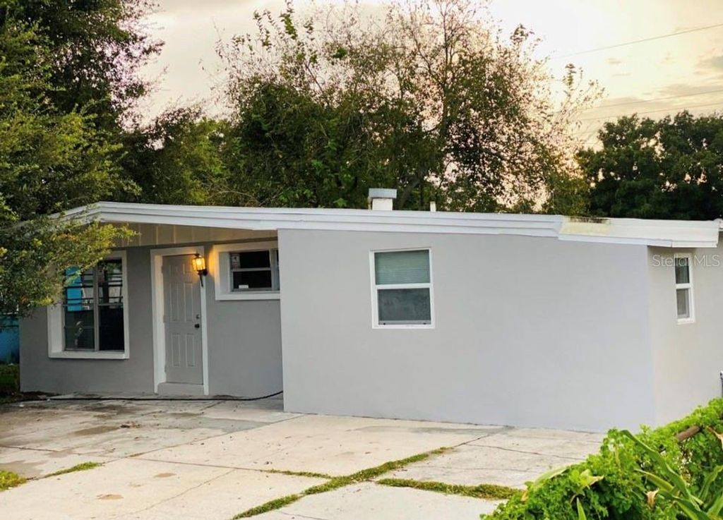 3207 CLIFFORD SAMPLE DRIVE, Tampa, FL 33619